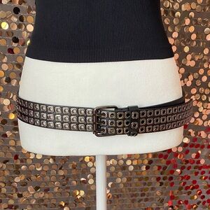 Black belt with silver accents #303